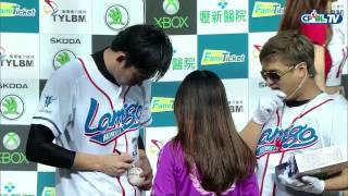 04/24 兄弟 vs Lamigo 賽後,王溢正獲選本場MVP,憲哥開心訪談共舞,桃猿隊施放勝利煙火秀