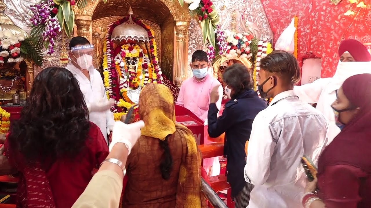 Navratra Festival: Devotees Offers Prayer  At Bawe Wali Mata Temple