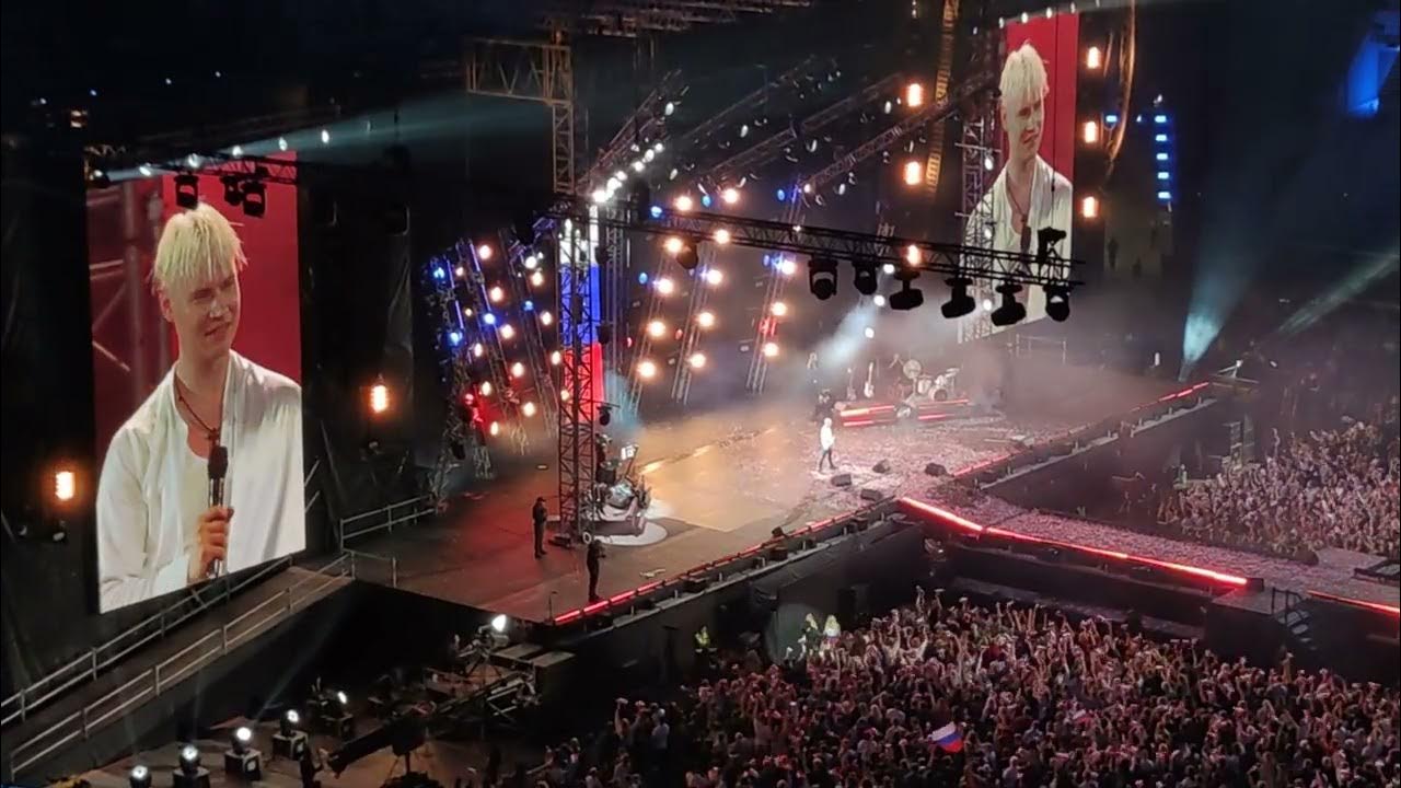 Шаман концерт стадион. Шаман концерт стадион. Шаман певец 2023. Шаман концерт в спб 2022. Шаман концерт в кремле.