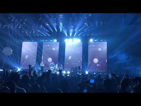 Mana concert in Los Angeles - YouTube