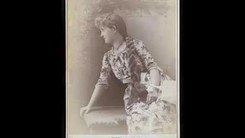 The Great Kitty Cheatham ~ Dixie land & I'se gwine...