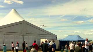 Vulcan XH558 Full Display RIAT 2015