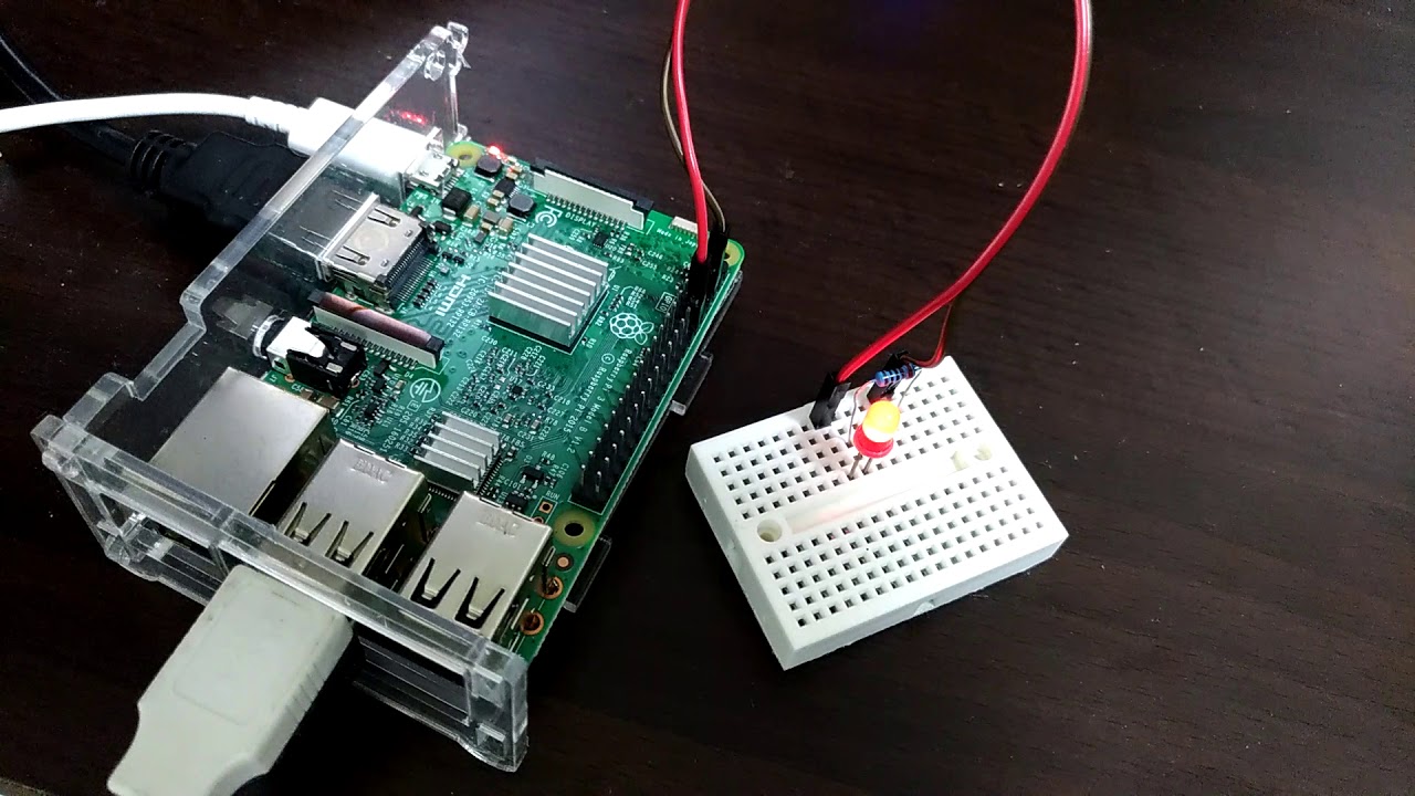 Raspberry Pi 3 Model B 利用 PWM 控制 LED 燈泡亮度 - YouTube