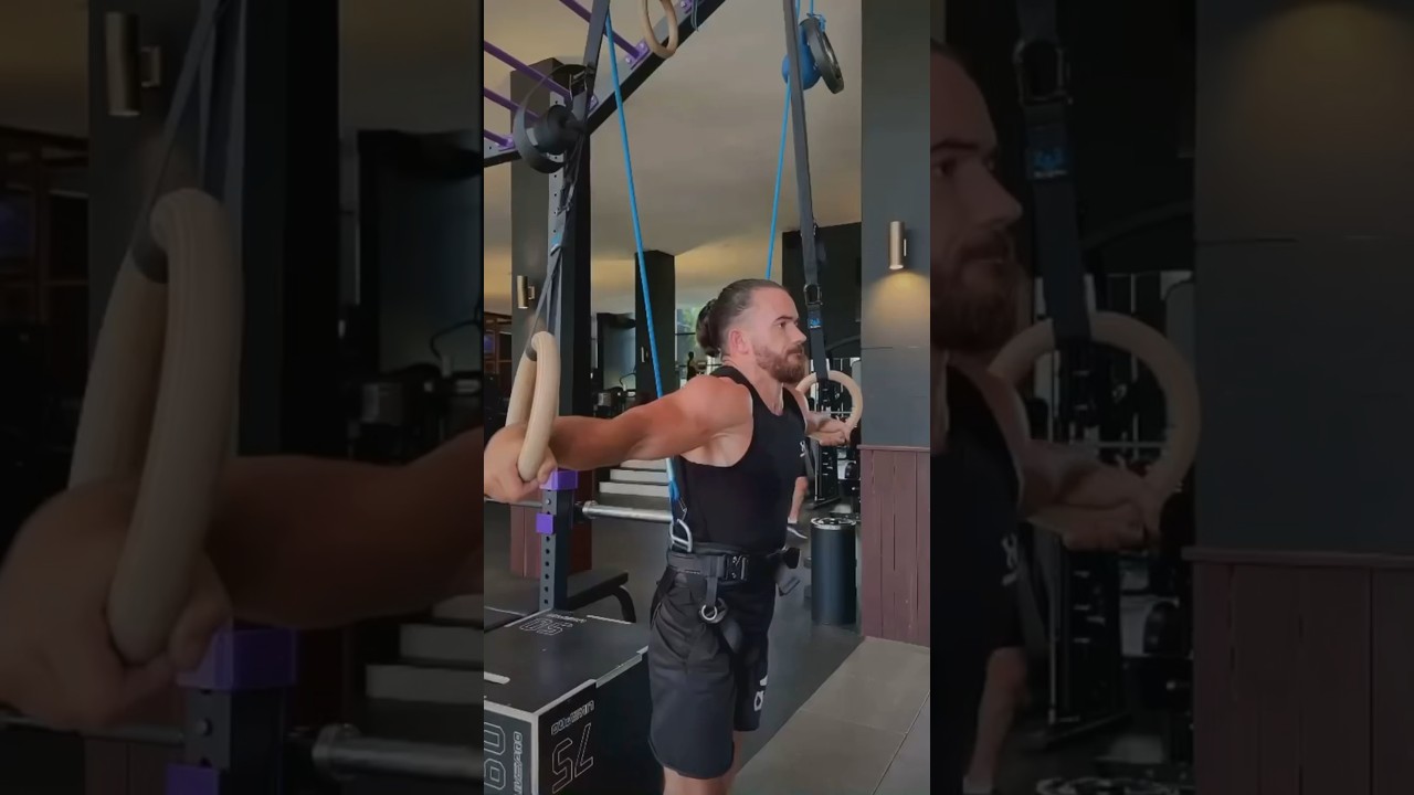 Andry strong training with gymnastics Forza rings system 