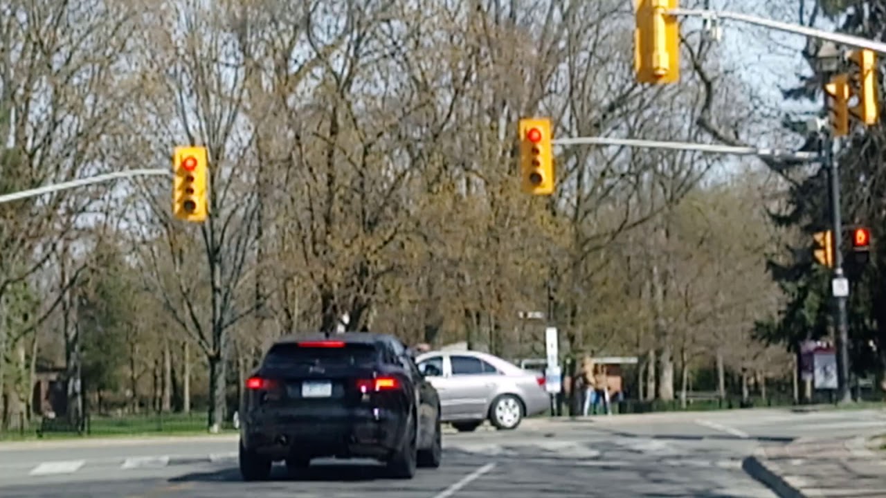 TRAFFIC LIGHTS GAGE PARK YouTube