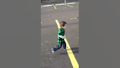 Kelyn running