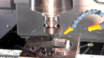 Hurco VM20i AdaptiPath Demo   NEW WinMax Features