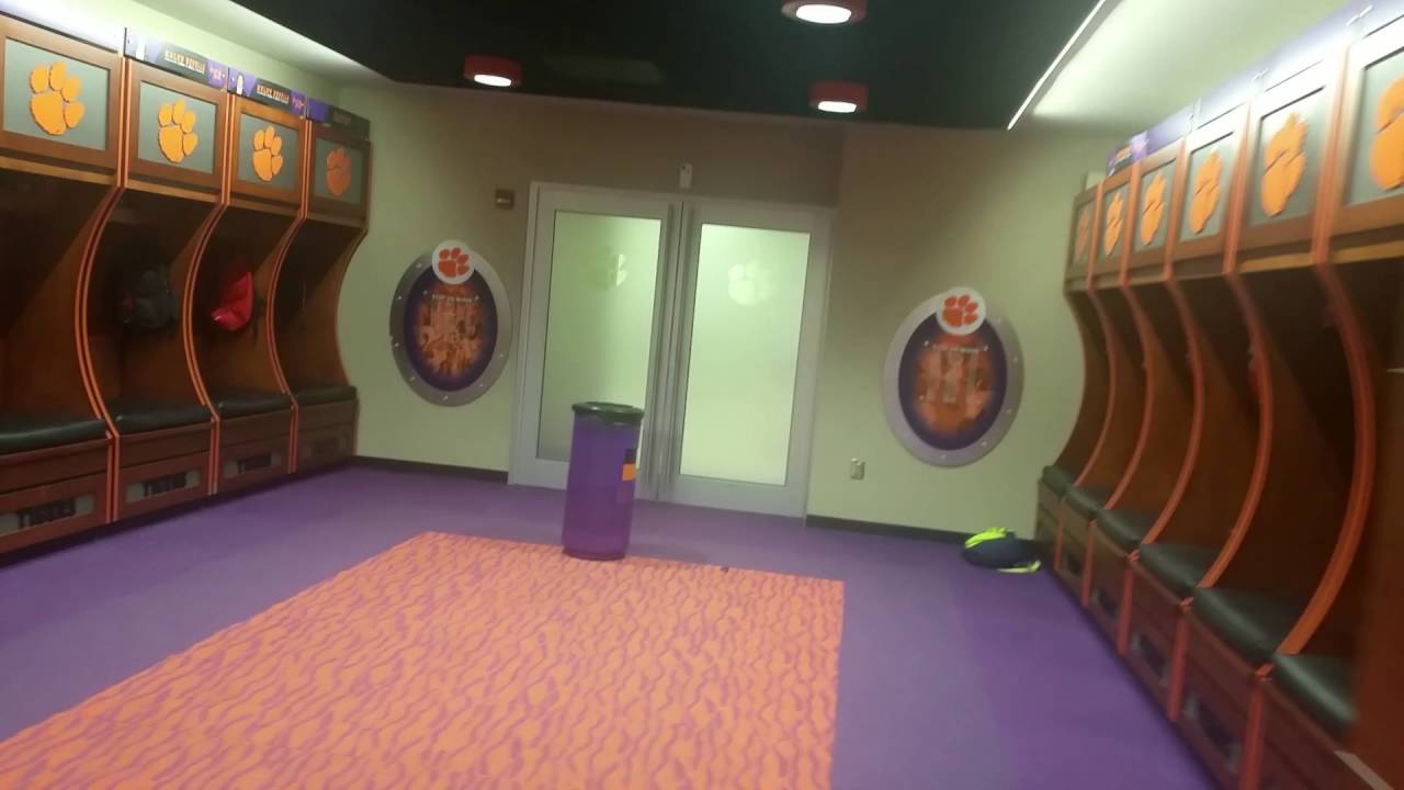 Bunty Desor Inside The Clemson Football Player Locker Room Aug 2016