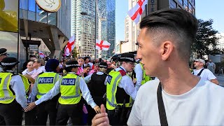 Download Lagu Canary Wharf: WTF Is Happening To The UK 🇬🇧 MP3 Download Lagu Canary Wharf: WTF Is Happening To The UK 🇬🇧 MP3
