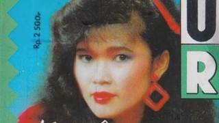 TITIEK NUR - Karena Putus Cinta (Sebotol Minuman) (Leo Waldy) (Selecta Record) (1988) ORIGINAL HQ