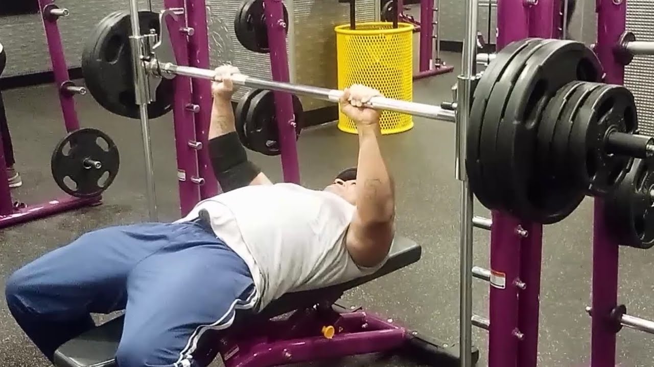 375 LB BENCH PRESS DROPSET - YouTube