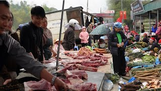 Download Lagu CHỢ PHIÊN TẢ PHỜI - CẬN TẾT, Thịt Trâu, Thịt Lợn, Bày Bán La Liệt /Quốc Kỳ TV MP3