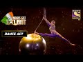 "Kamli" गाने पे यह Aerial Act लगा Judges को सबसे अलग | India's Got Talent Season 7 | Dance Act