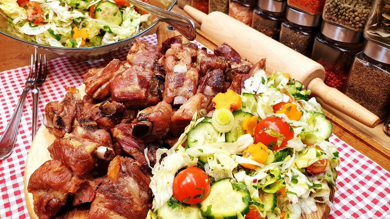 Fokhagymás oldalas keréksalátával Keto @Szoky konyhája