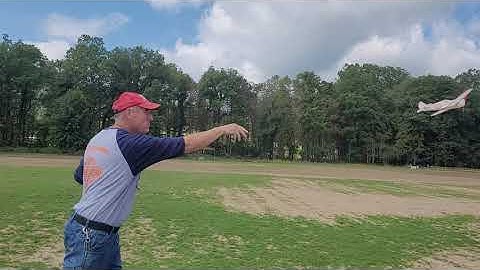 P-40 Warhawk Guillow