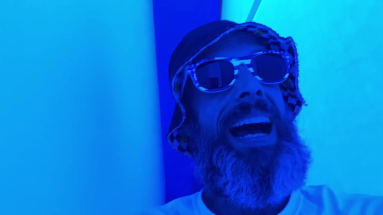 Cleaning The Interior Of Our 18’ Tropical Wave Waterslide 