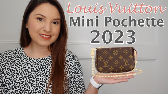 LOUIS VUITTON Pochette Accessoires Monogram with Chain