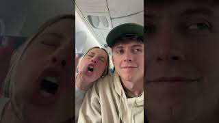 Airport disaster: I forgot my AirPods!