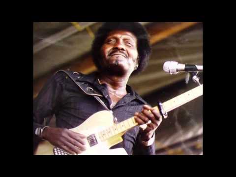 Albert Collins ~ ''Cold Cold Feeling'' ( Modern Electric Blues 1978 )