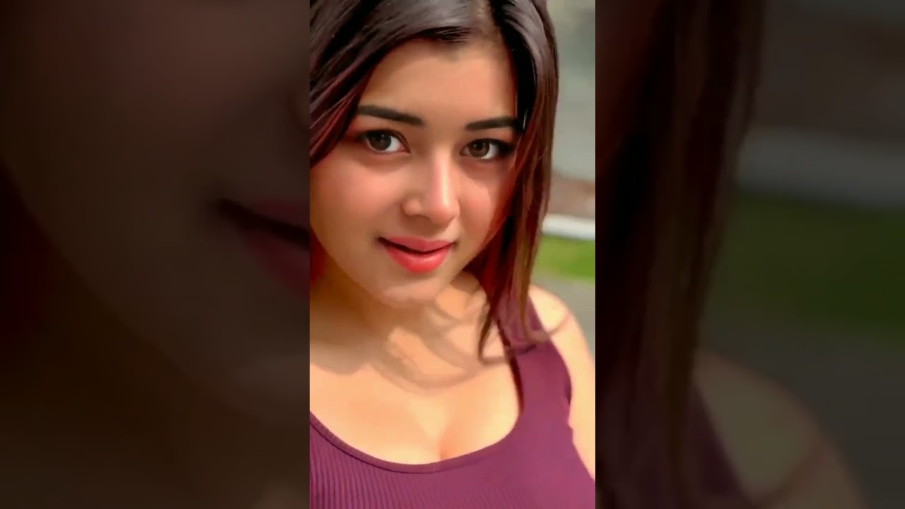 Elina Devia Beautiful Queen👸👸👸