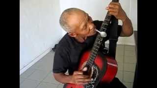 South African Music - Hannes Coetzee - "Die seewind bring heimwee" chords