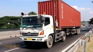 Truck spotting Busy highways full of trucks trailers buses and other large vehicles SPOTTING