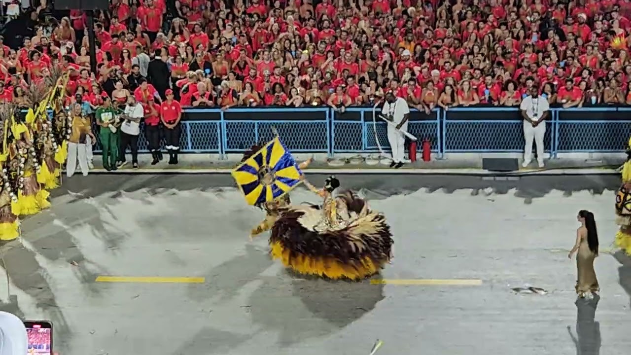 Paraíso do Tuiuti 2025: Erika Hilton na Comissão de Frente (Apresentação 4° Módulo de Jurados )