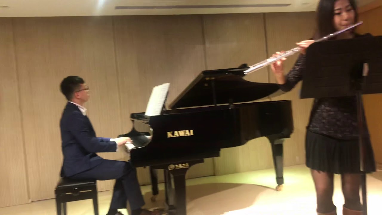 Smoke Gets into Your Eyes for Flute and Piano (arr. Otto Harbach, Jerome Kern)