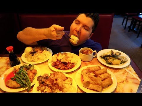Eating at the All-You-Can-Eat Chinese Buffet Mukbang