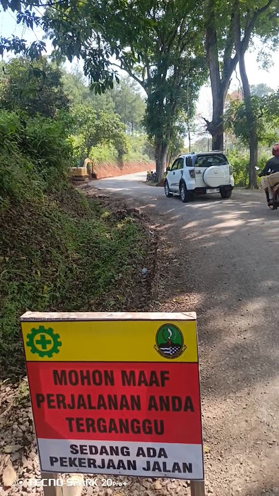 Pelebaran Jalan & pemasangan U-DICTH - jalan kp sunigar (Bojong Lopang)