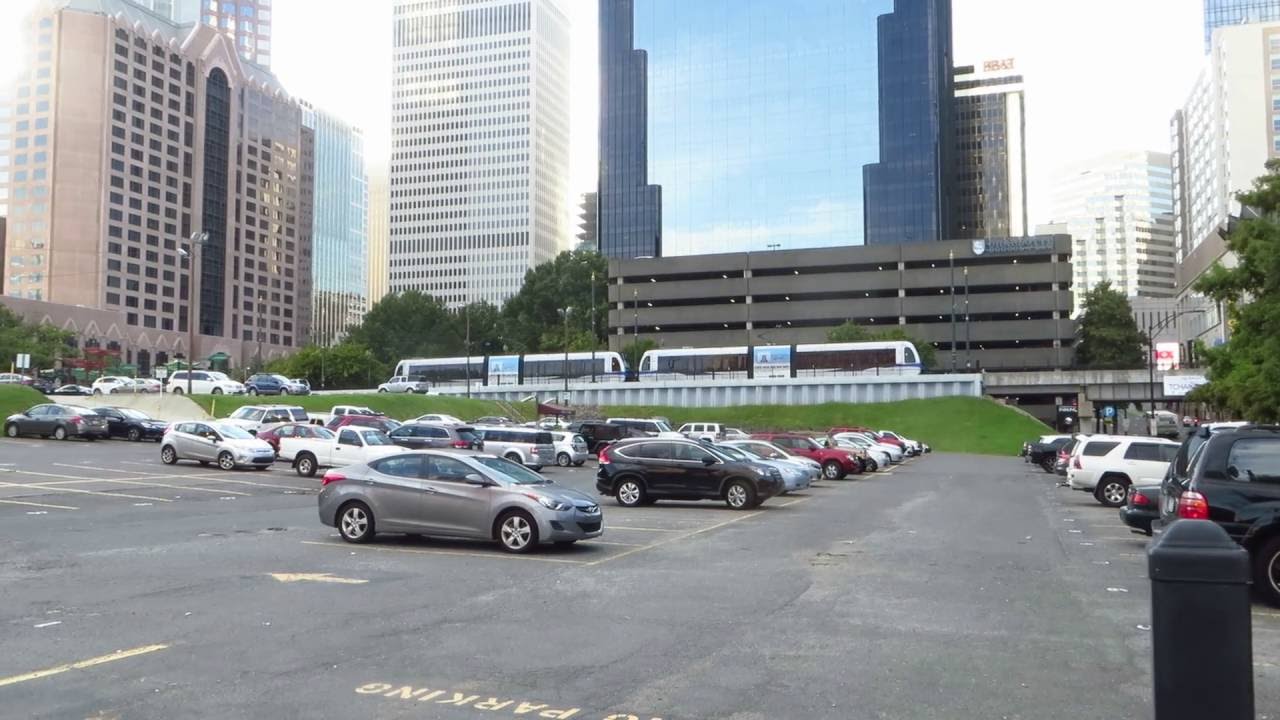 CATS Lynx Blue Line: I-485/South Blvd bound S70 Train entering 3 St/Convention Ctr