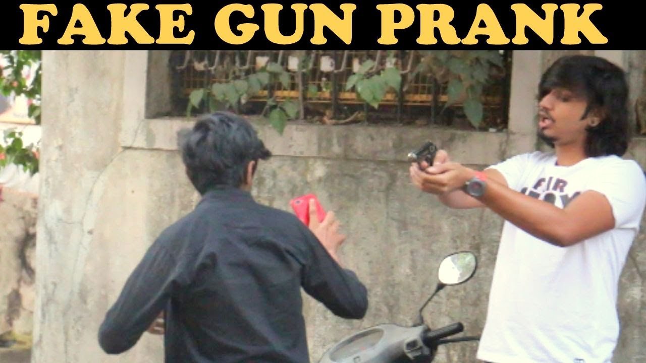 FAKE GUN PRANK PRANK IN INDIA BY VJ PAWAN SINGH YouTube
