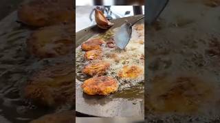 Paneer Stuff Aaloo Tikki 😱 #streetfood #tikki #paneer #butter #cheese #indianstreetfood #rajsthan