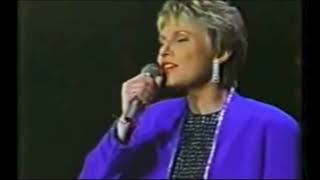 Anne Murray  I Just Fall In Love Again extended Version