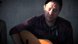 BRV: Nathaniel Rateliff - "Shroud" (Live) Acoustic chords