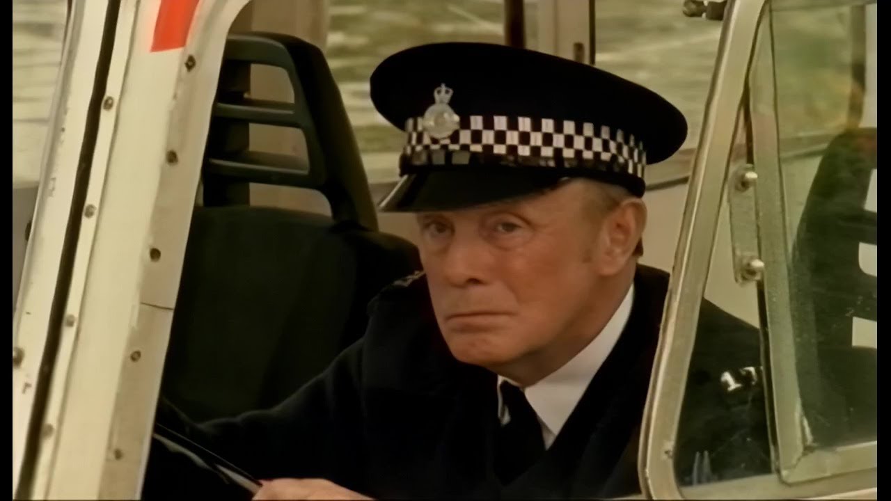 Duck Patrol Ep. 2/7 - Out to Grass st. Richard Wilson, David Tennant, Sue Johnston