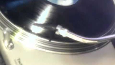 JUST AN ILLUSION  12" 1982 IMAGINATION