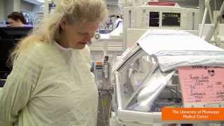 Mom Finds Out Shes Having Identical Quadruplets In Delivery Room