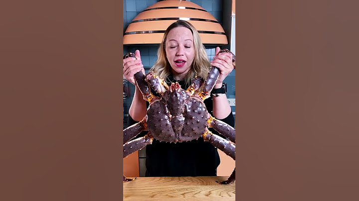 Готовим крабовый салат из гигантского камчатского краба | Большая еда