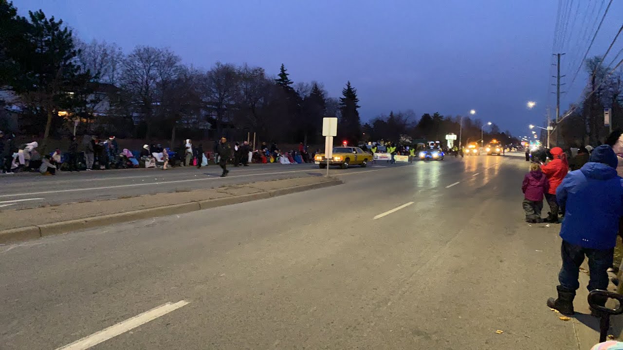 Santa Claus Parade Brampton Ontario 2022 YouTube