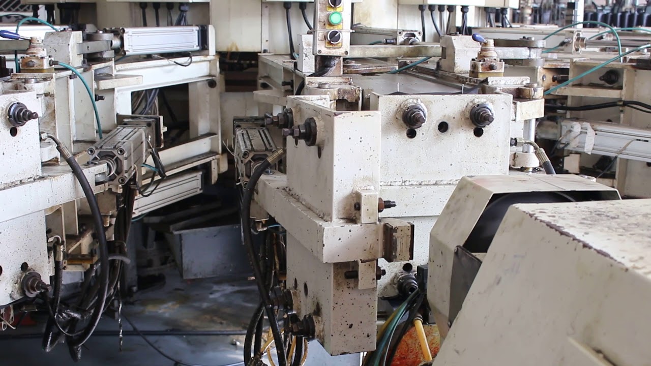 PU RAIN BOOTS INJECTION MACHINE - YouTube