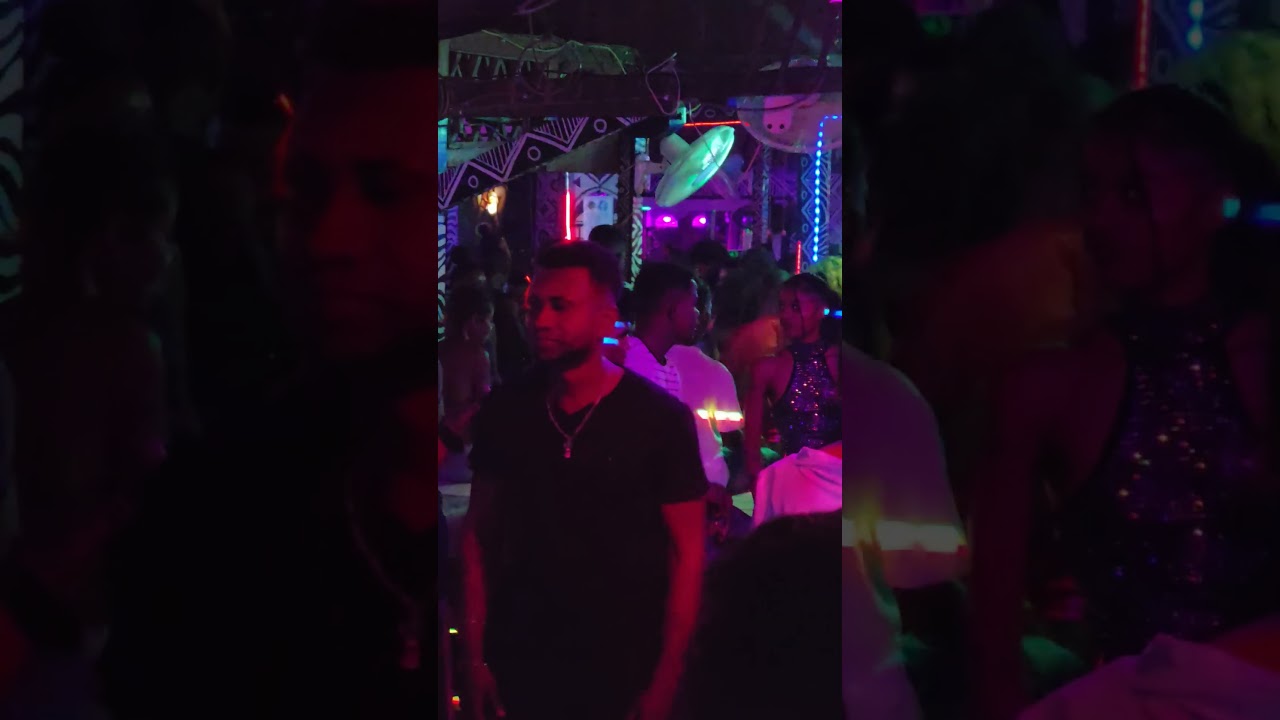 Ambatoloka Nosy Be nightclubs