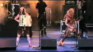 Turisas - Sahti Waari (live ilosaarirock 2008)