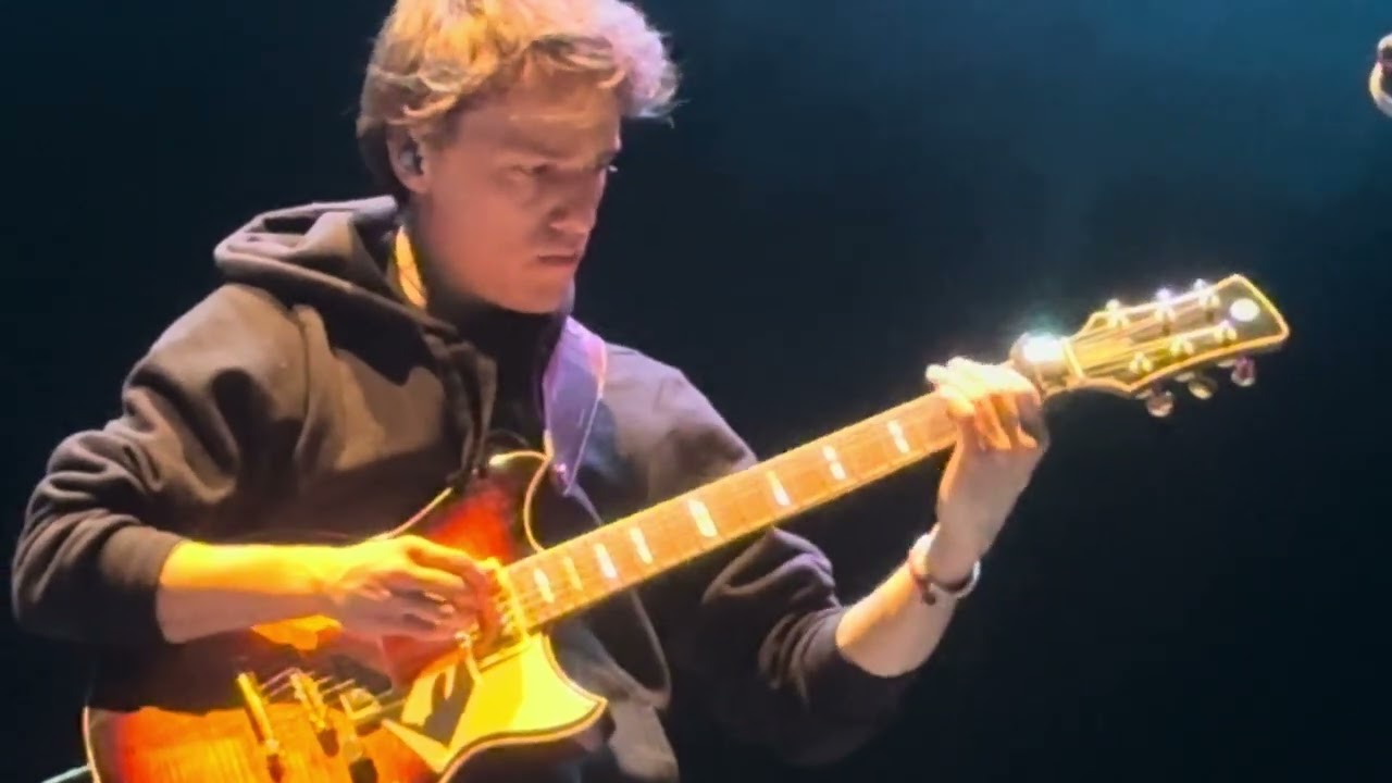 Matteo Mancuso Live Clips