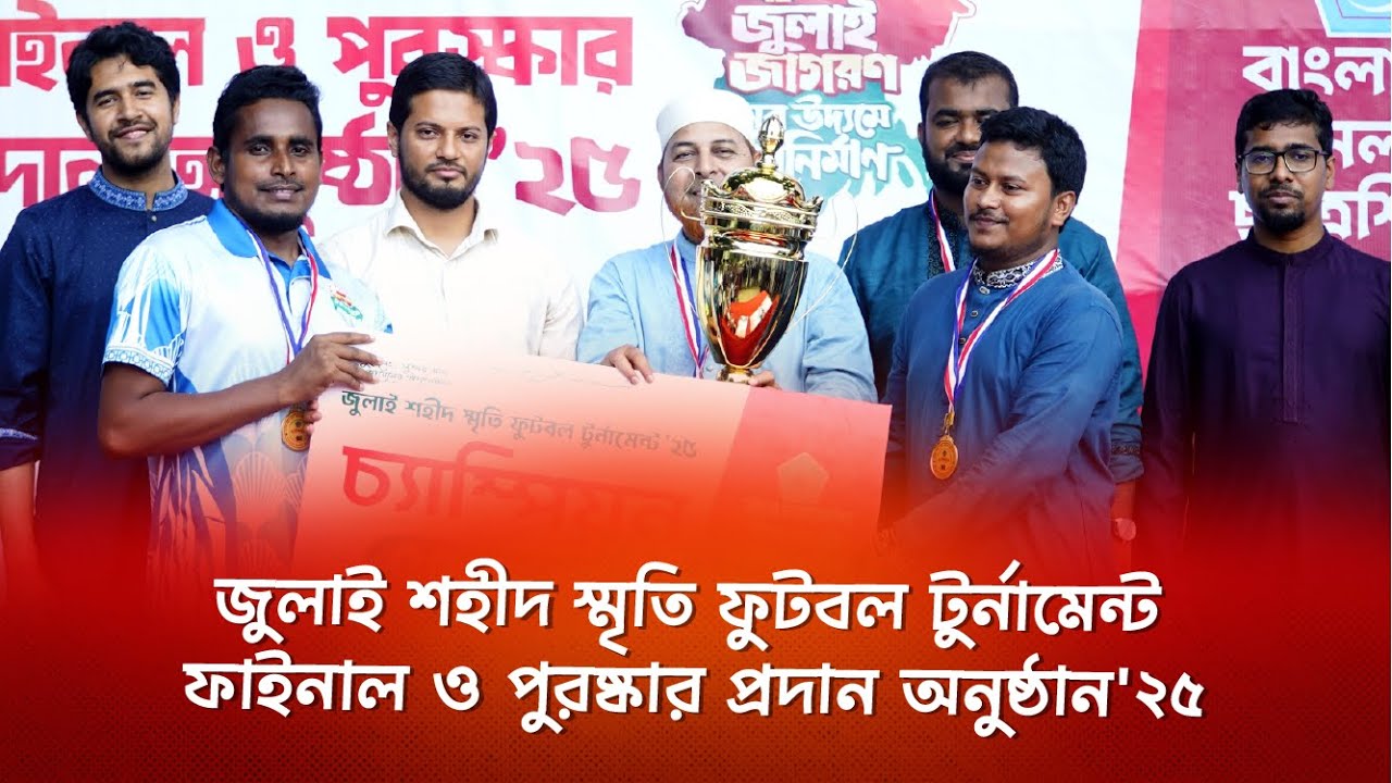 U kochada jojalar oldida oz qozini silkitadi. Yalangoch Alla Sigalova erotik fotosuratlar