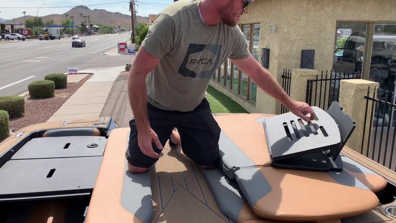 Heyday Wake Boats Install Kickback lounge, hot tub seat filler