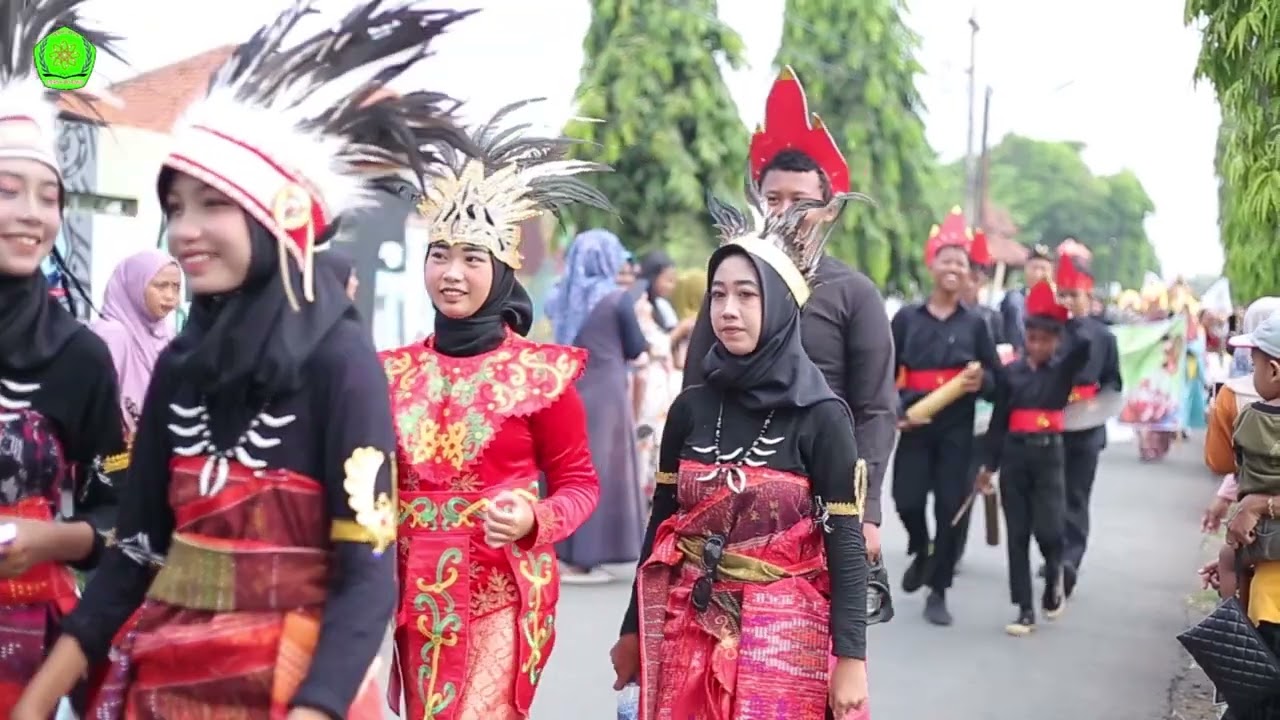 PAWAI KEBHINEKAAN HUT KE-39 SMP NEGERI 6 BATANG