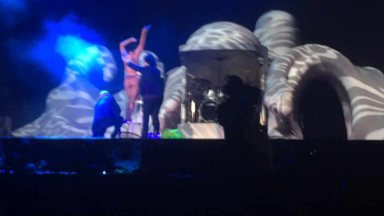 Lady Gaga - Ratchet (Changing on stage) at ITU Stadium, Istanbul, Turkey