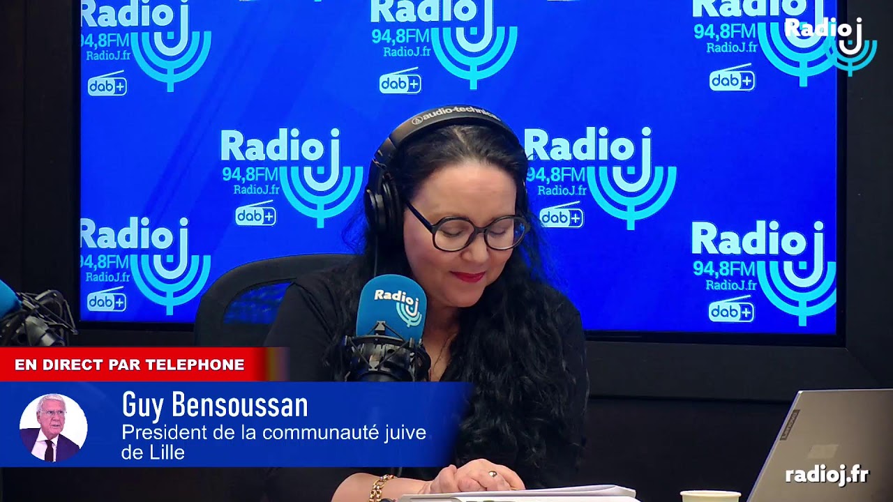 Le président de la communauté juive de Lille ; Guy Bensoussan au micro ...