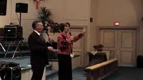 Jan & Phil Enloe sing, 'I'll Fly Away'